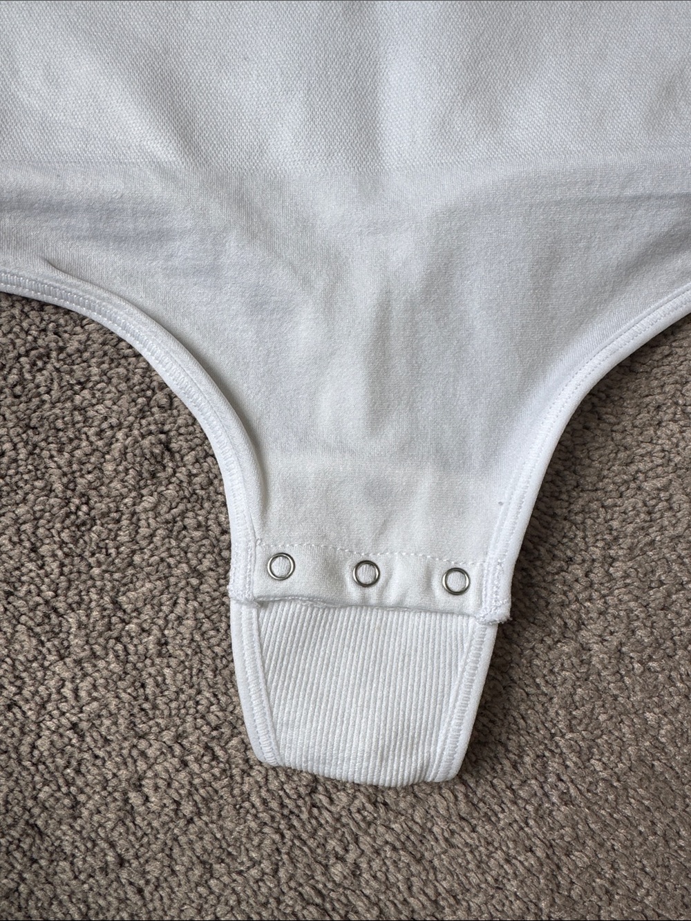 Yummie Heather Thomson Ivy Seamless Bodysuit SIZE M/L White Thong Shapewear NWT - Picture 2 of 7